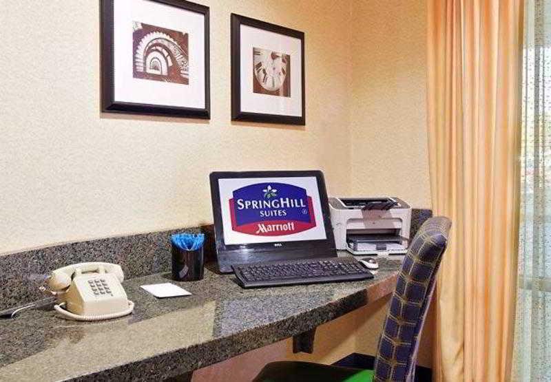 Springhill Suites Detroit Southfield Einrichtungen foto